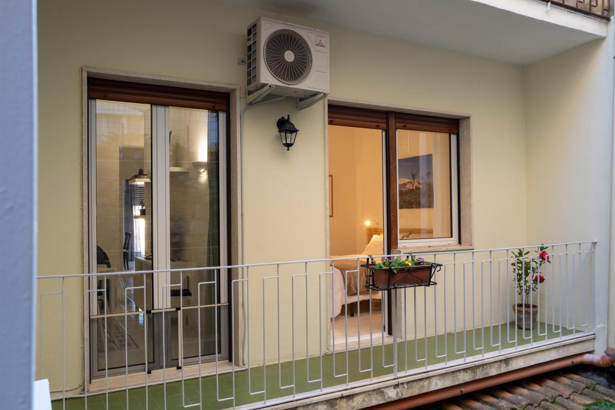 Sara Guest House Таорміна Екстер'єр фото